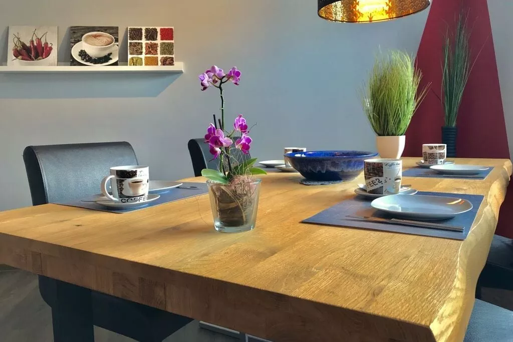 228974-Dining room
