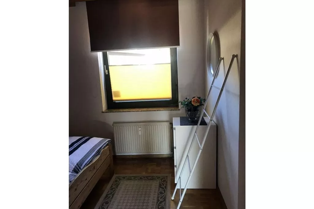 220819-Bedroom
