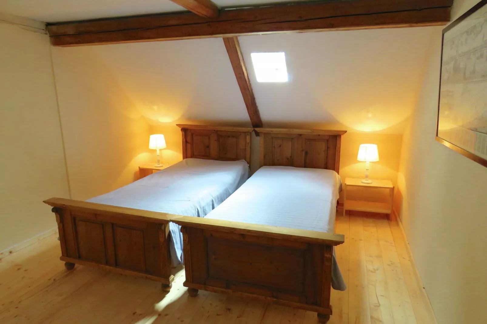 Lipa-Bedroom