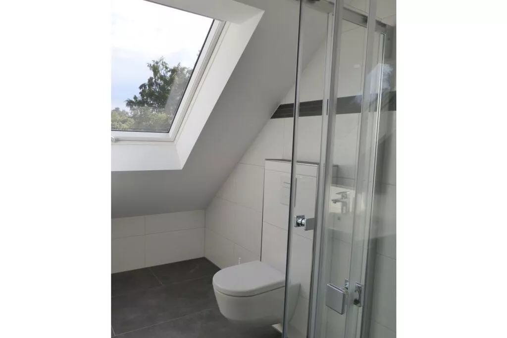 229895-Bathroom
