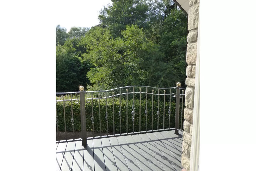 229895-View