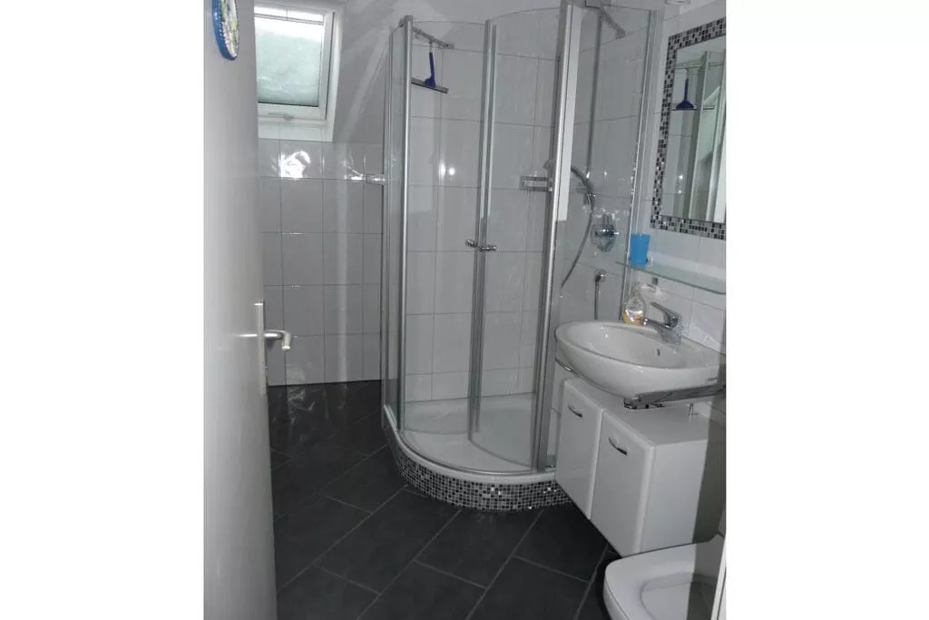 219476-Bathroom