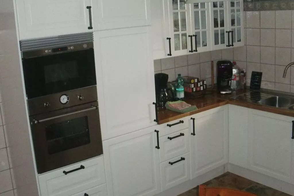234044-Kitchen