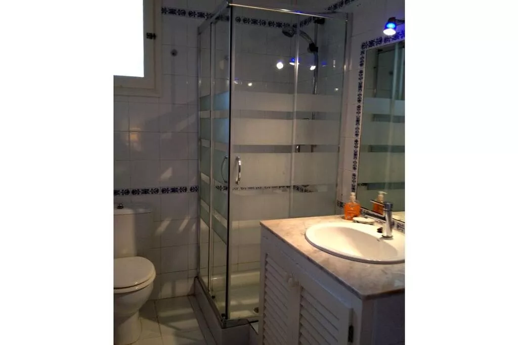 234044-Bathroom