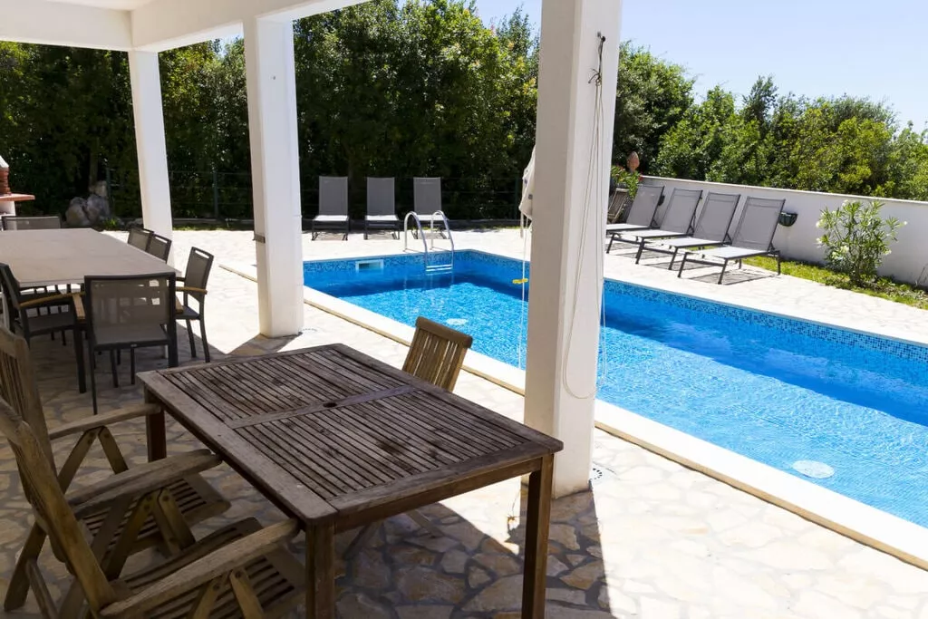 217267-Pool