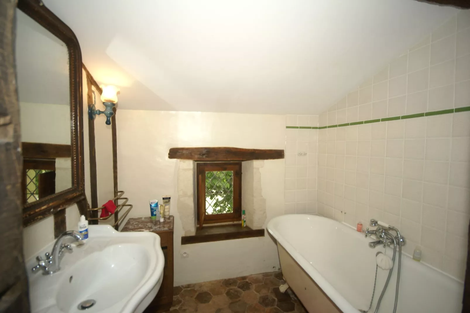 Manoir avec piscine privée-Badezimmer