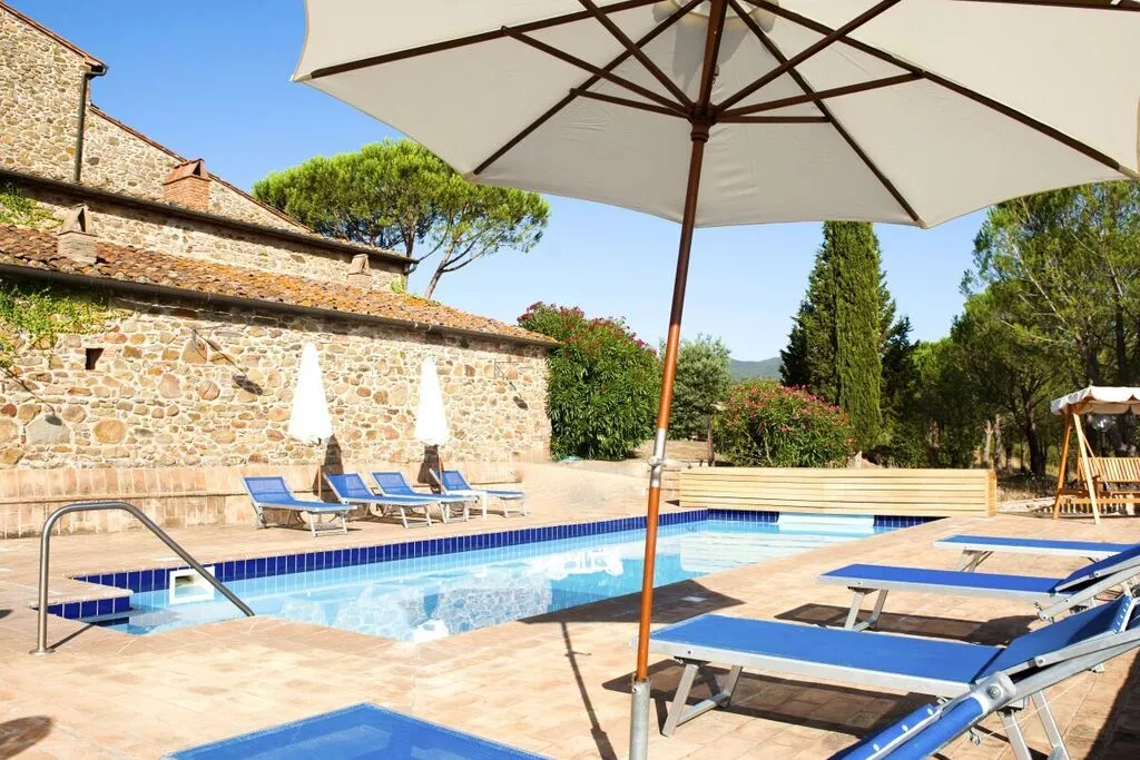 217941-Piscine
