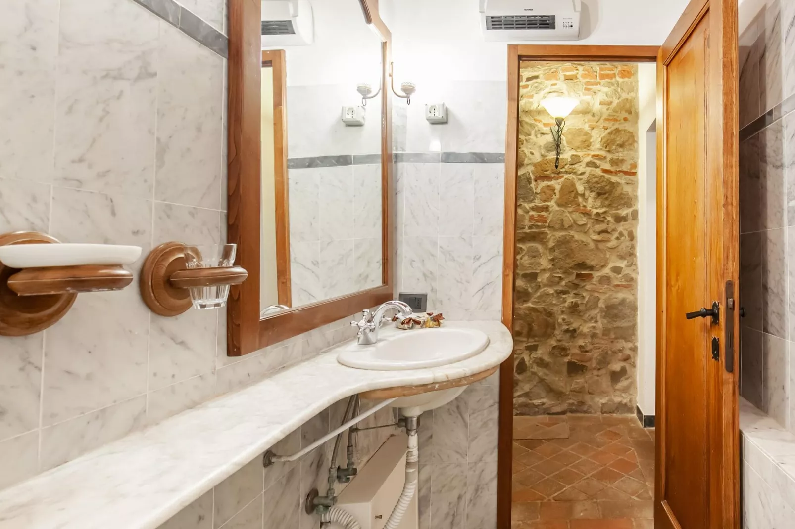 Istrice-Bathroom