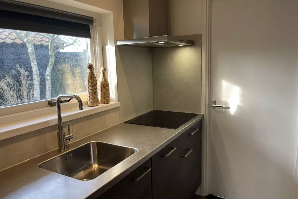 180352-Kitchen