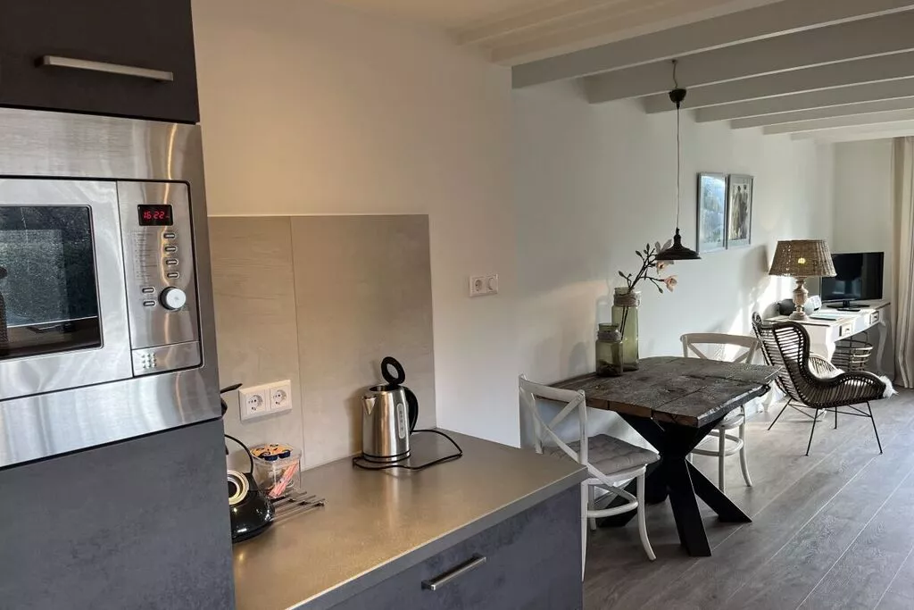 180352-Kitchen