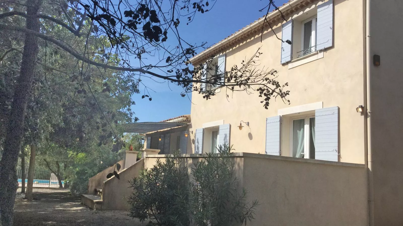 La Cadeline-Exterior summer