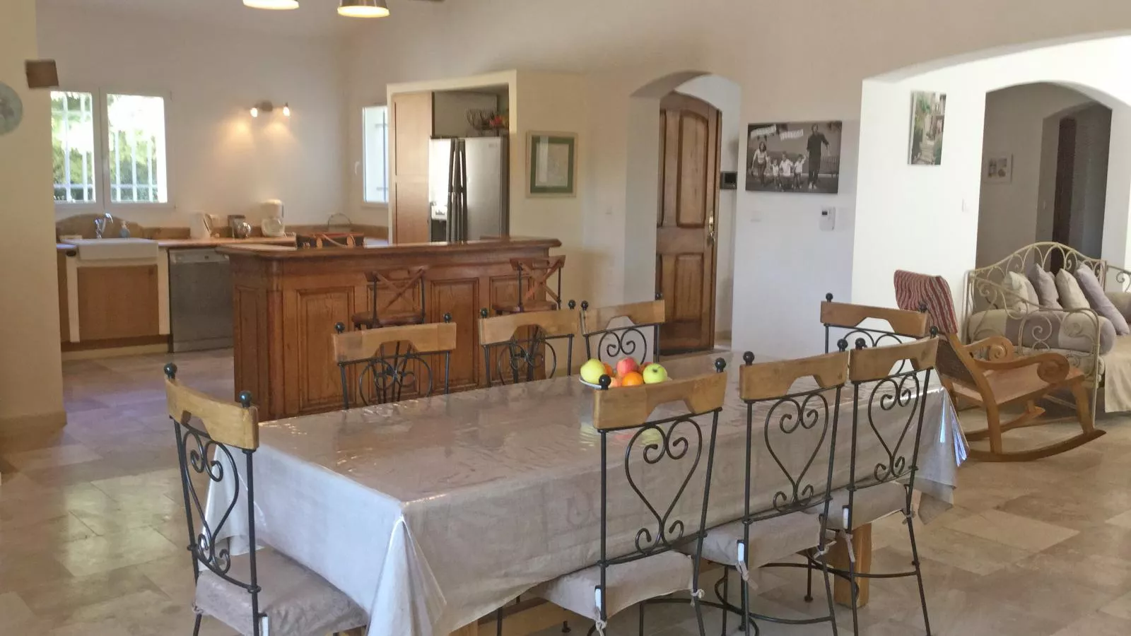 La Cadeline-Dining room