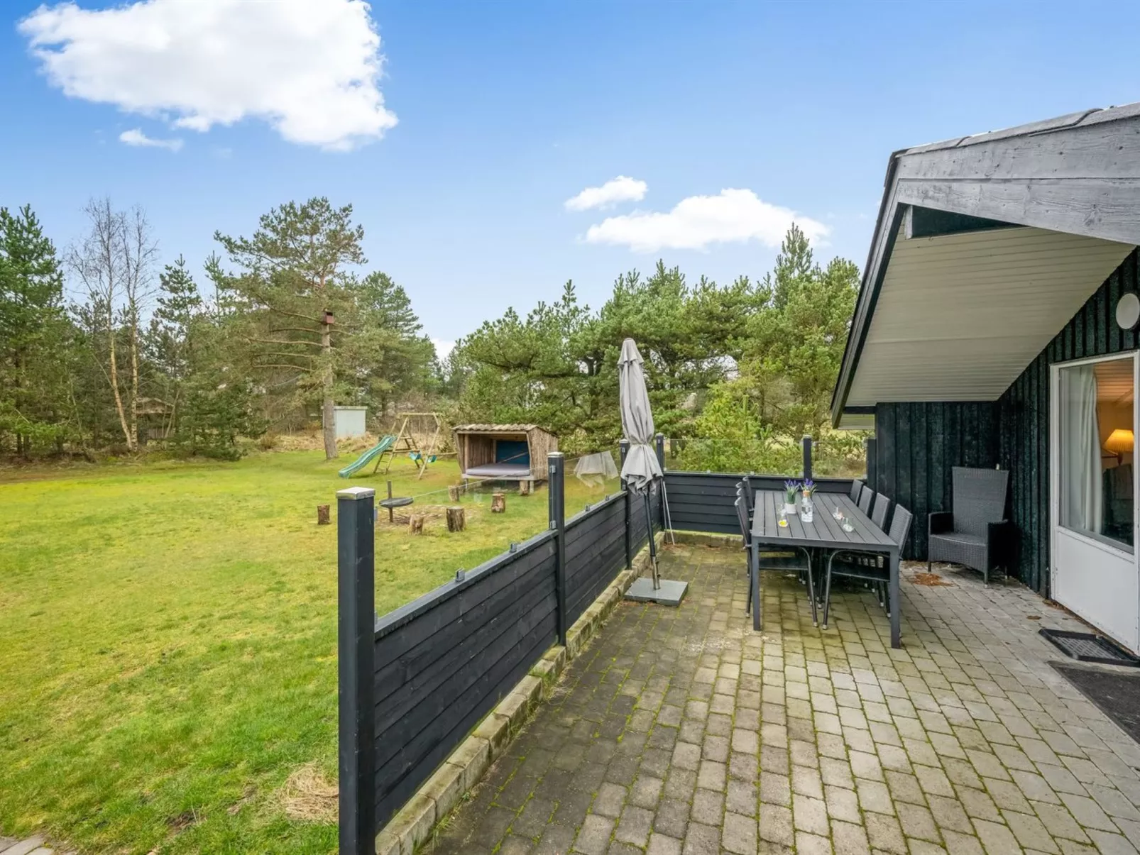 "Orm" - 2.3km from the sea-Outside