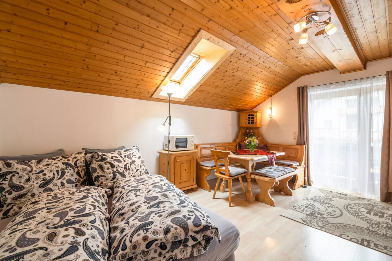 Apartment Tröpolach OG-Schlafzimmer