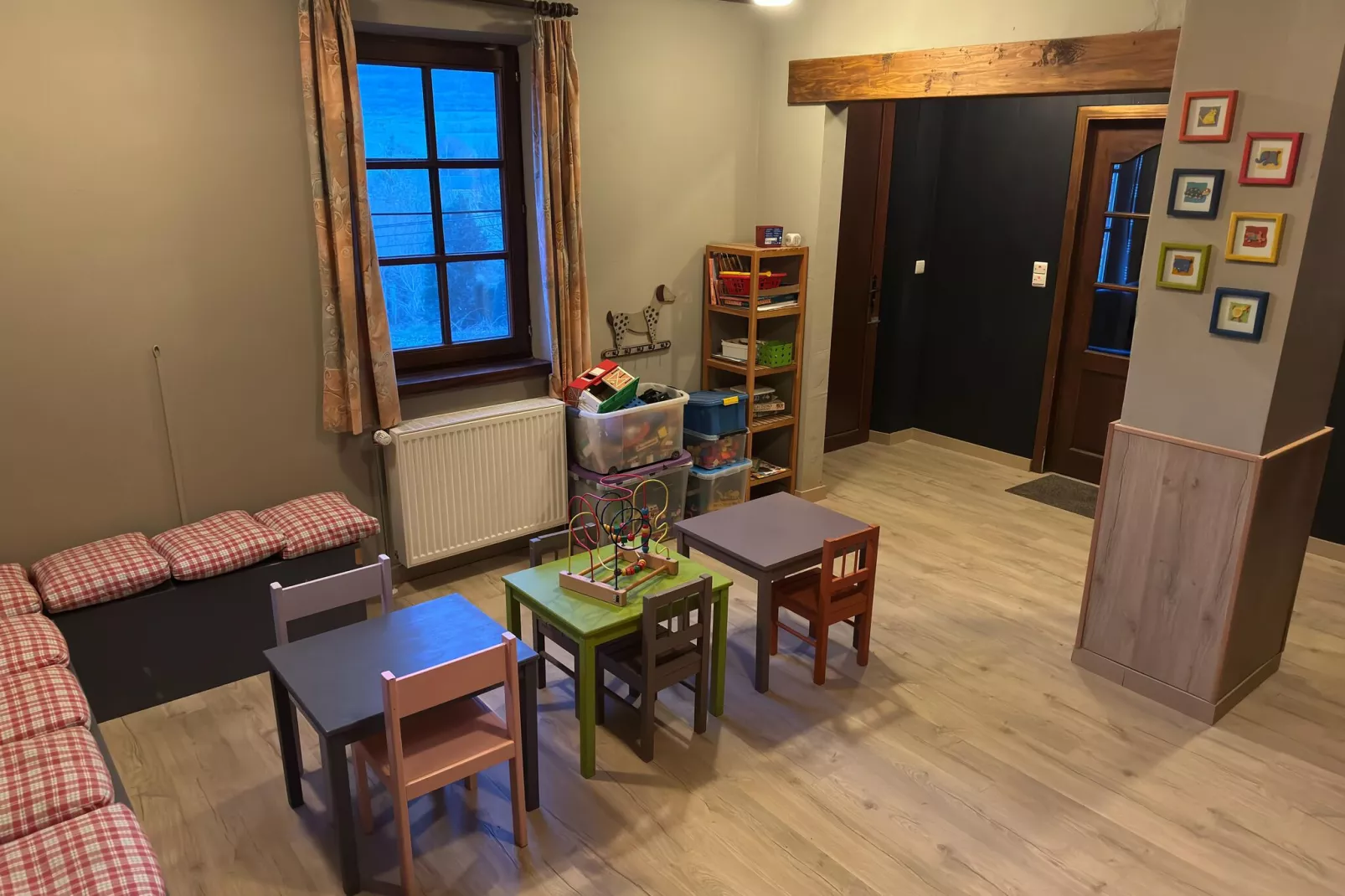Le Bastillon-Recreation room