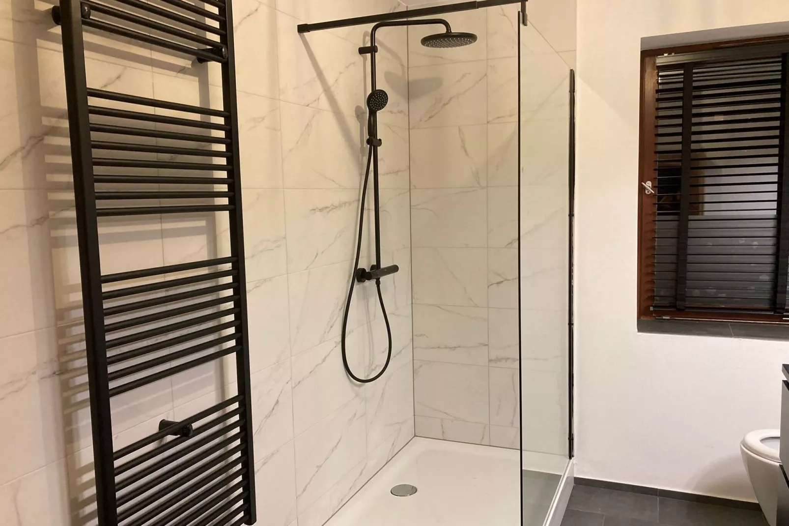 Aarbachblick-Bathroom