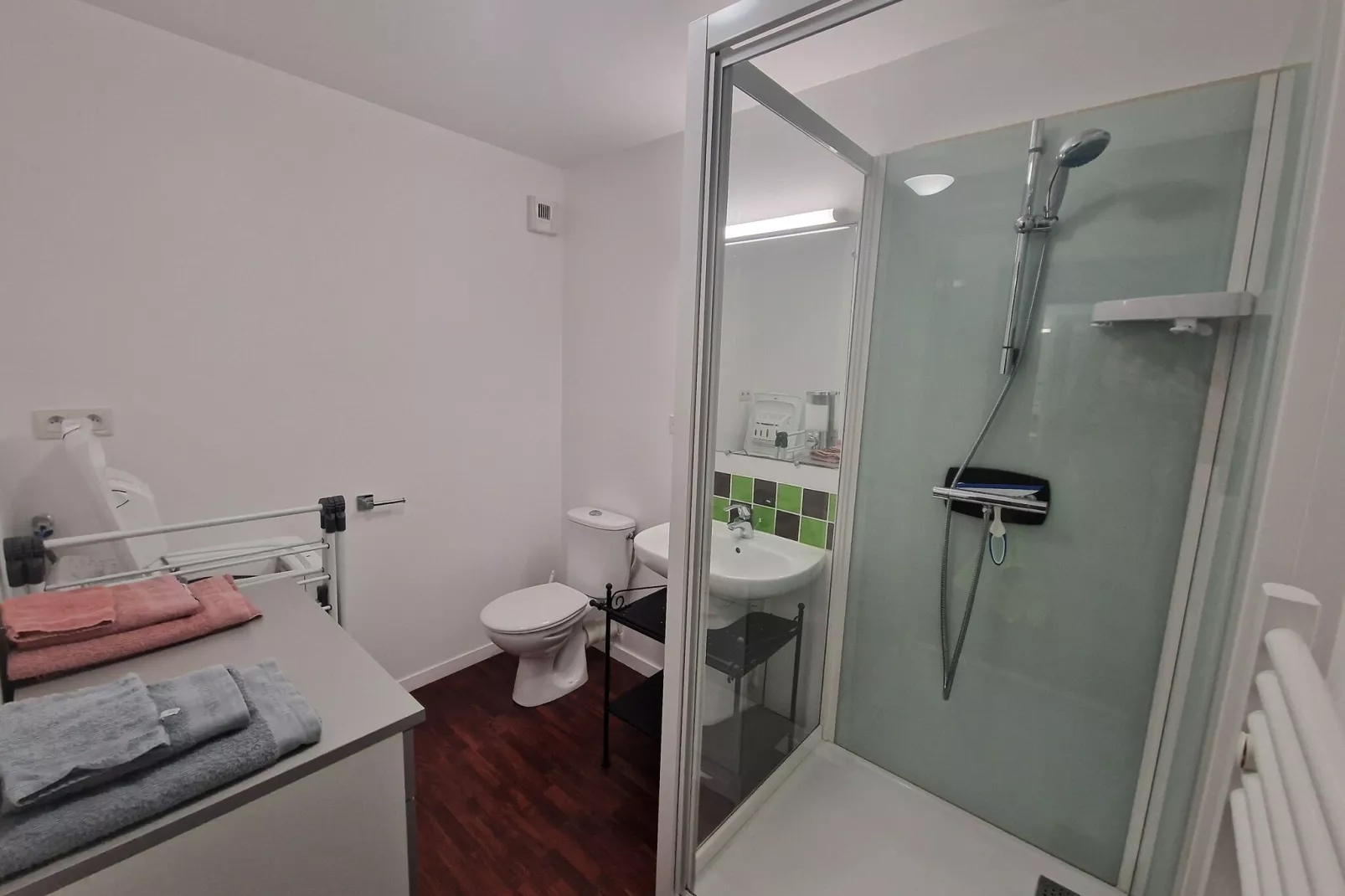 Appartement Saint-Cast-le-Guildo-Bathroom