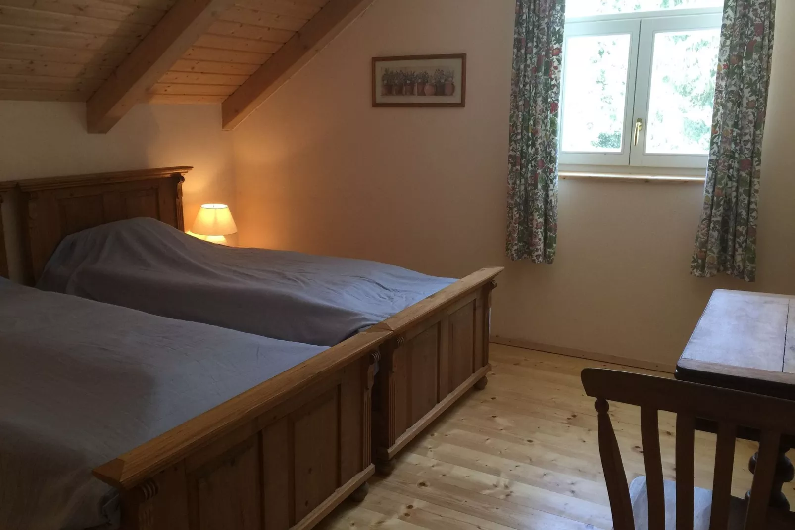 Borovice-Schlafzimmer