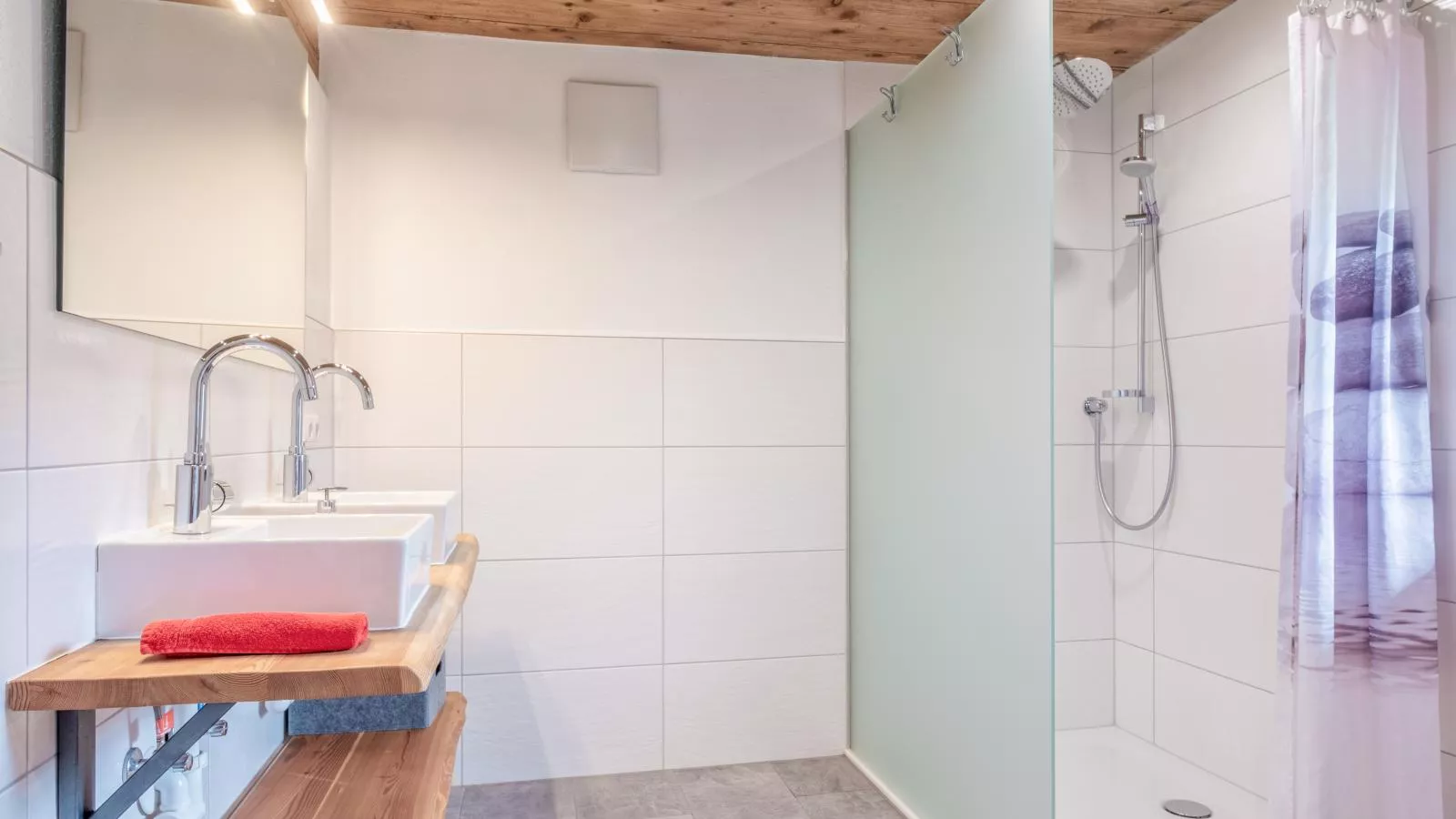 Kraftplatz am Litzlhof-Badezimmer