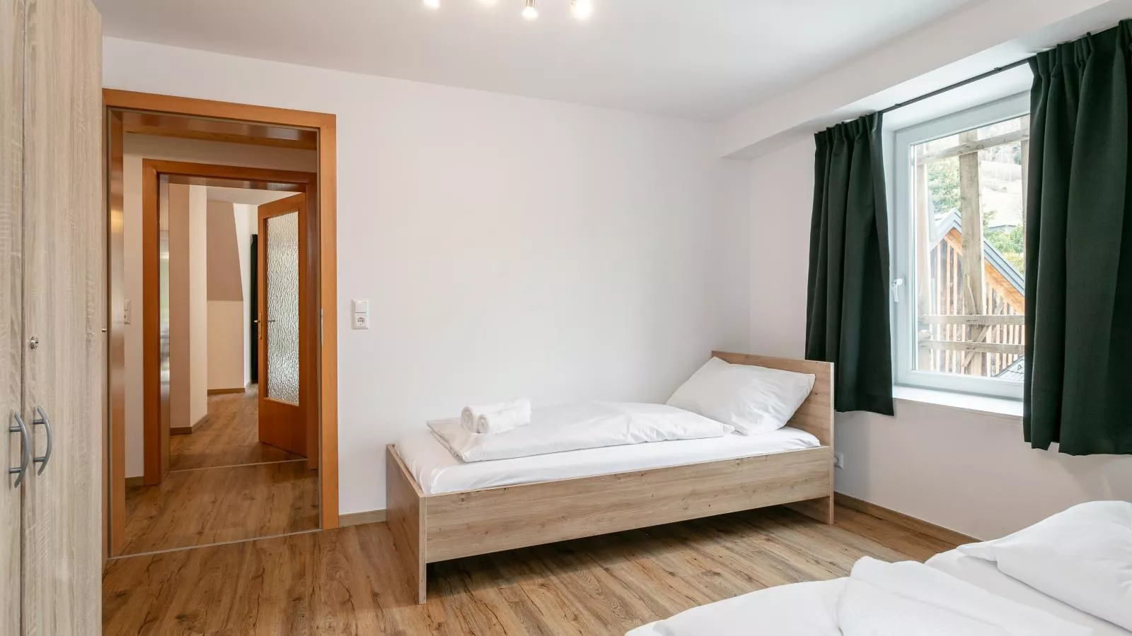 NRV Top 6-Bedroom