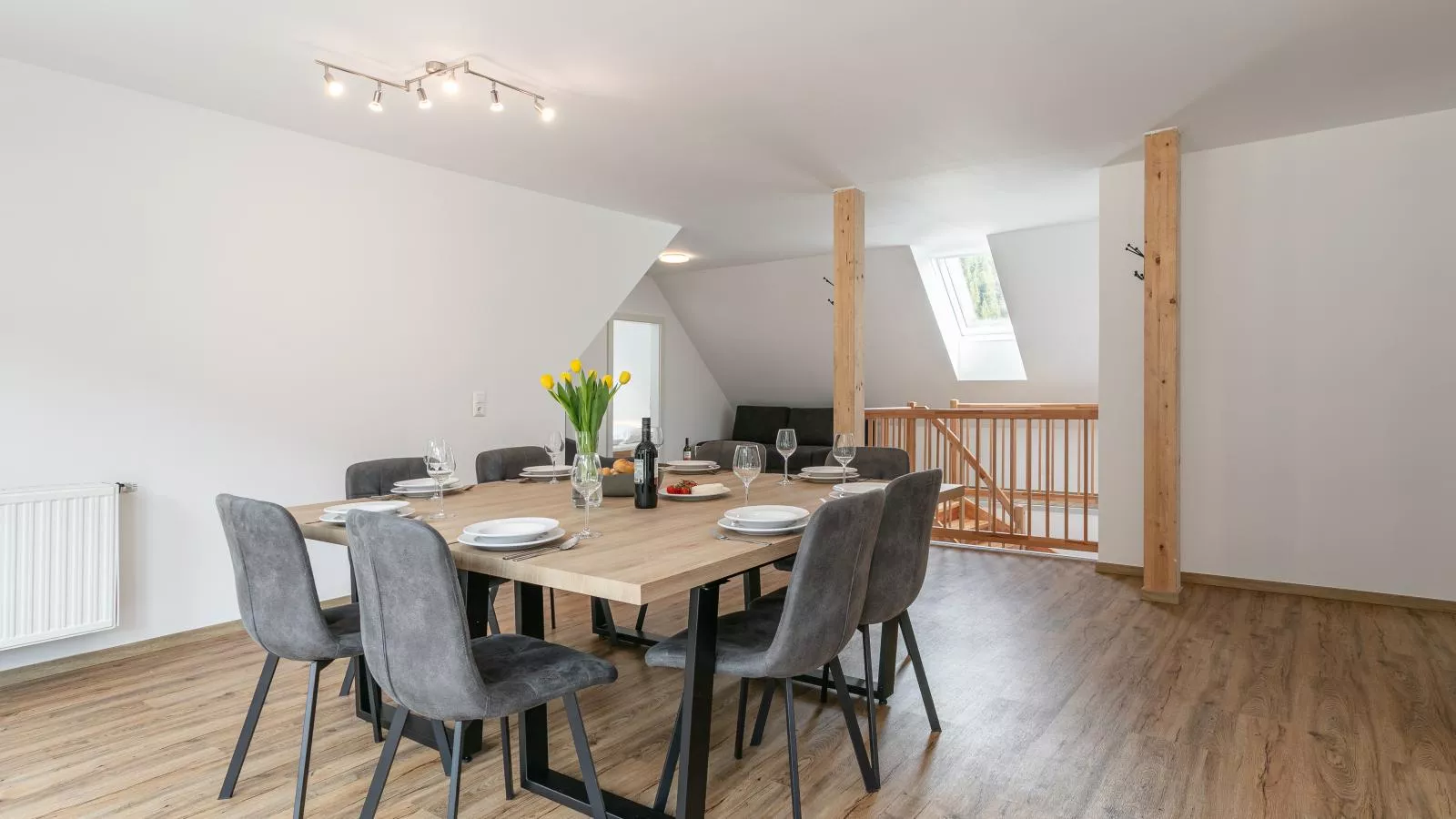 NRV Top 7-Dining room