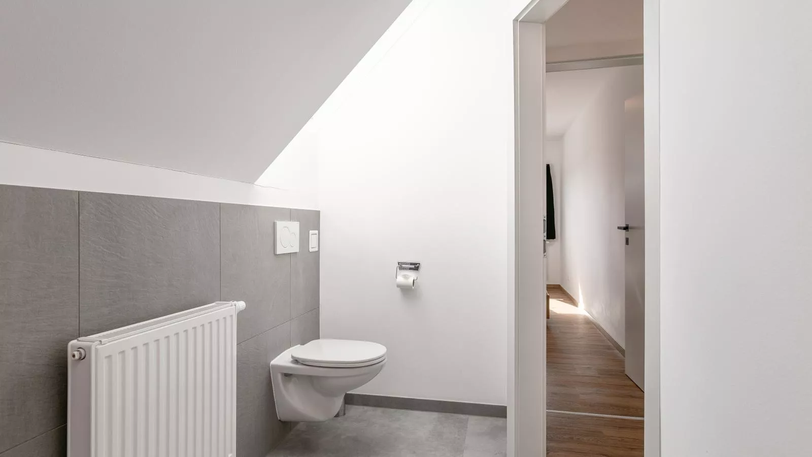 NRV Top 7-Bathroom