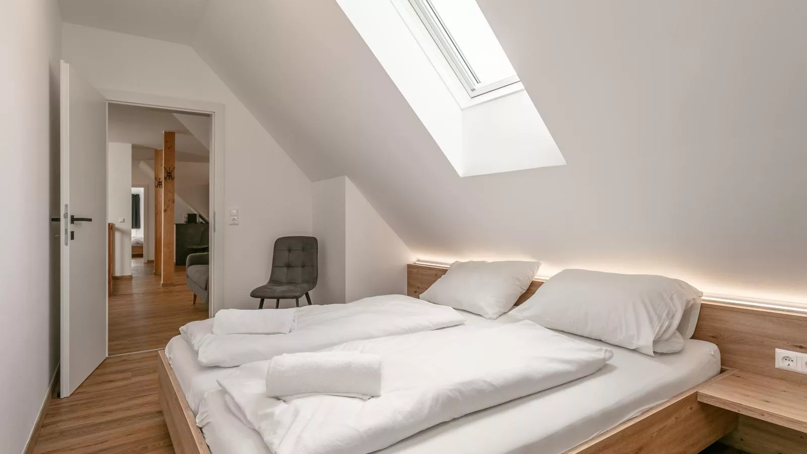 NRV Top 567 XL-Bedroom