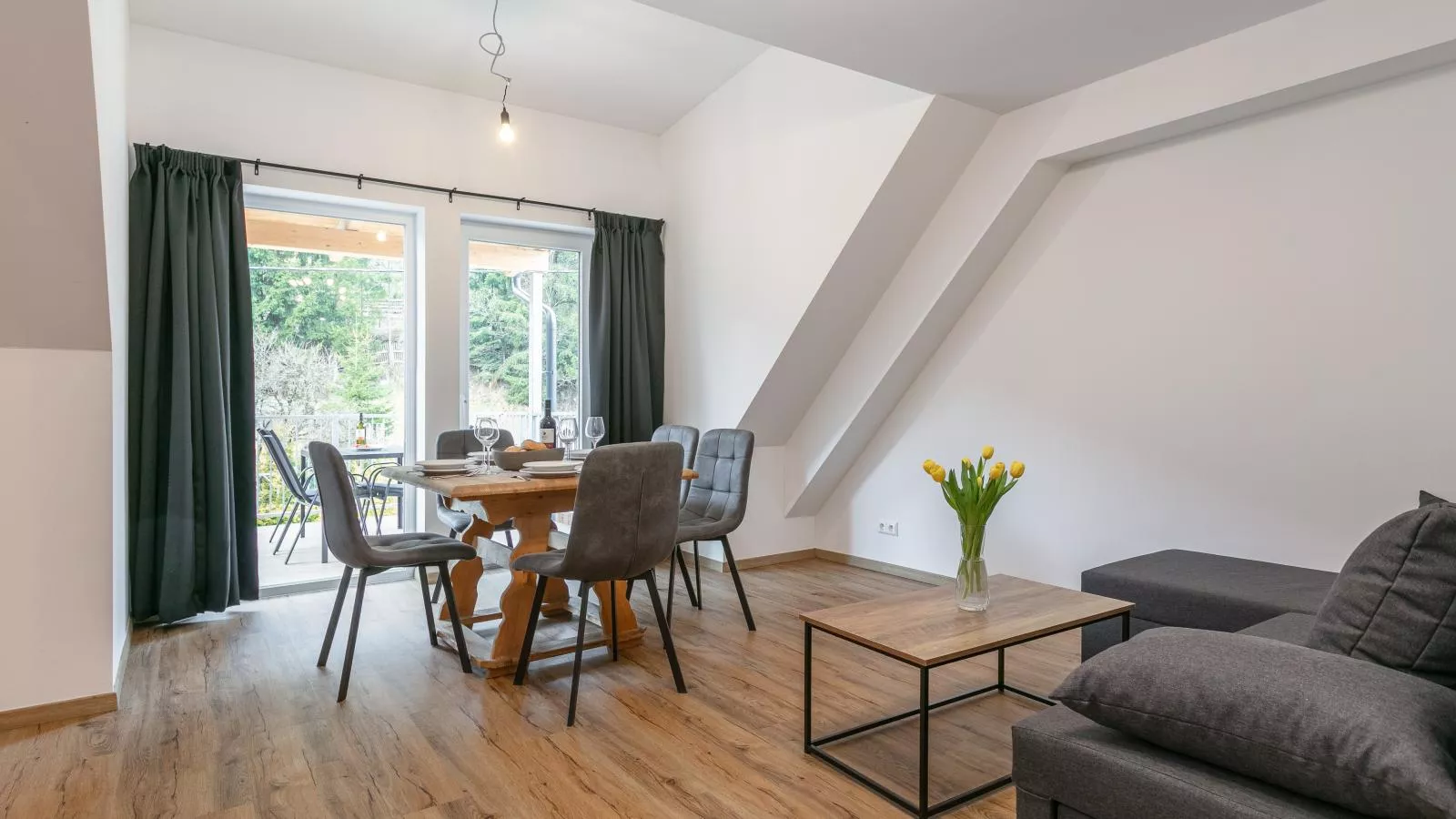NRV Top 567 XL-Dining room