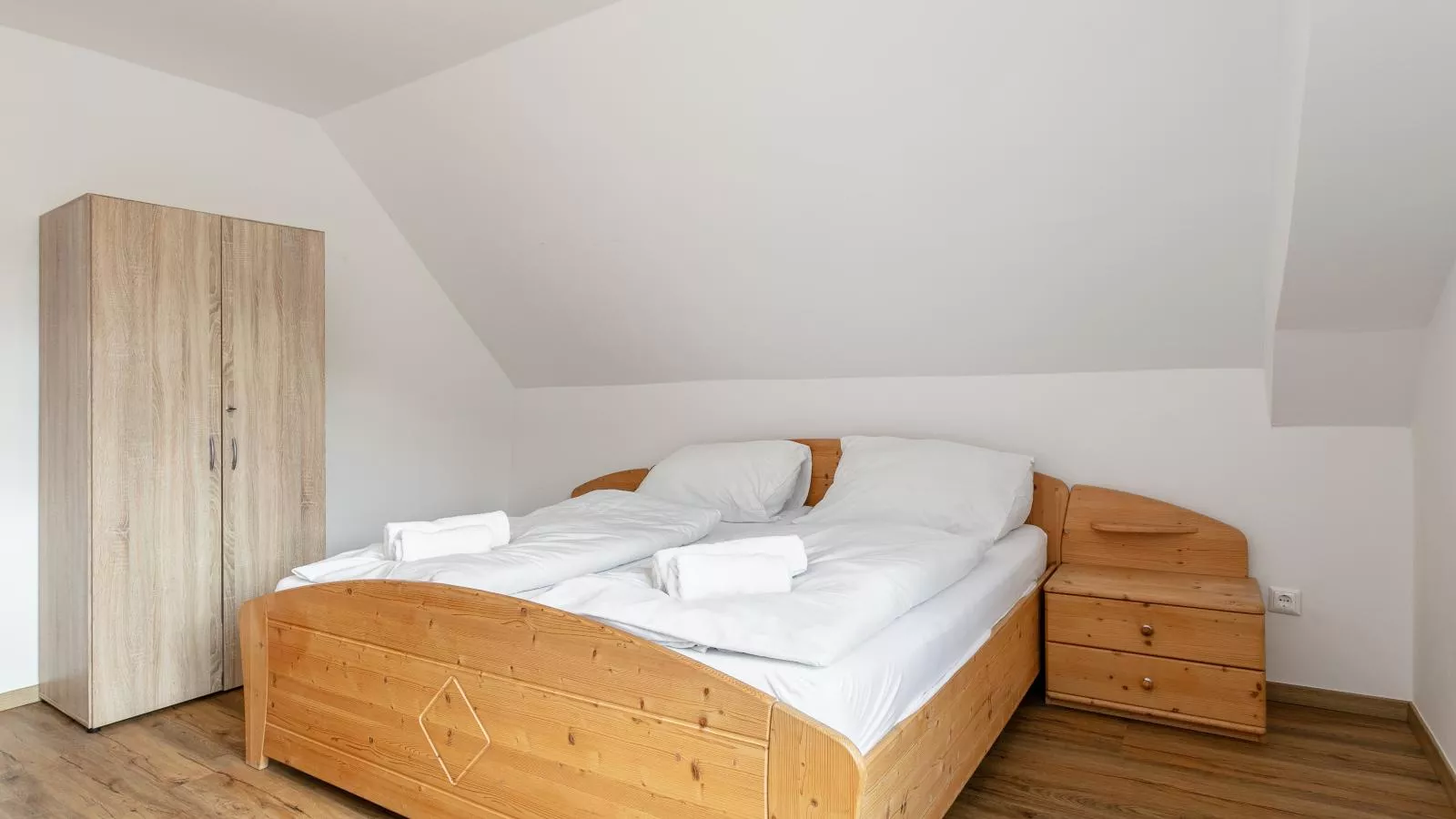 NRV Top 567 XL-Bedroom