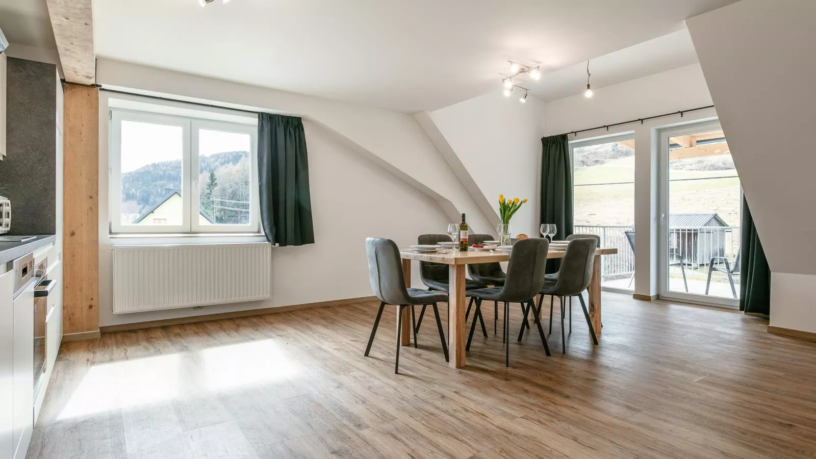 NRV Top 567 XL-Dining room