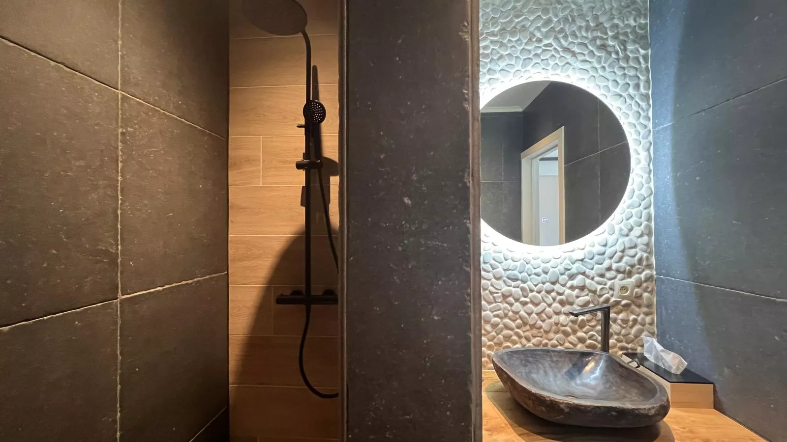 Thalor-Bathroom