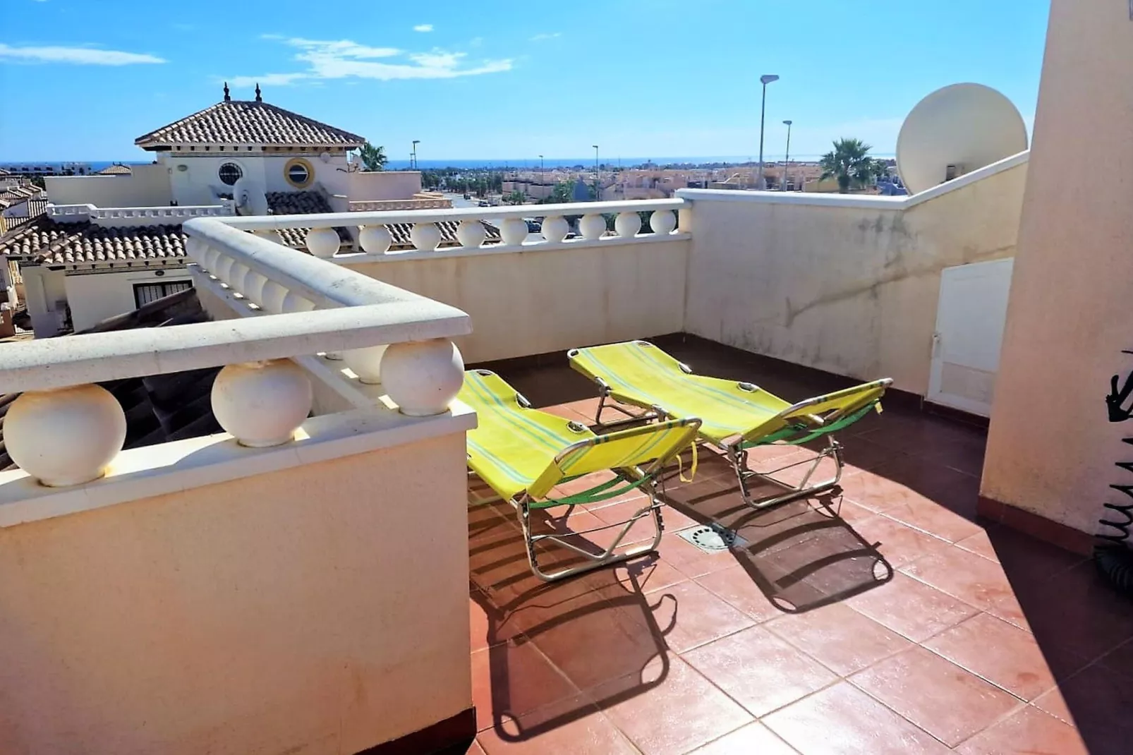 Lomas de Cabo Roig-Terrace balcony