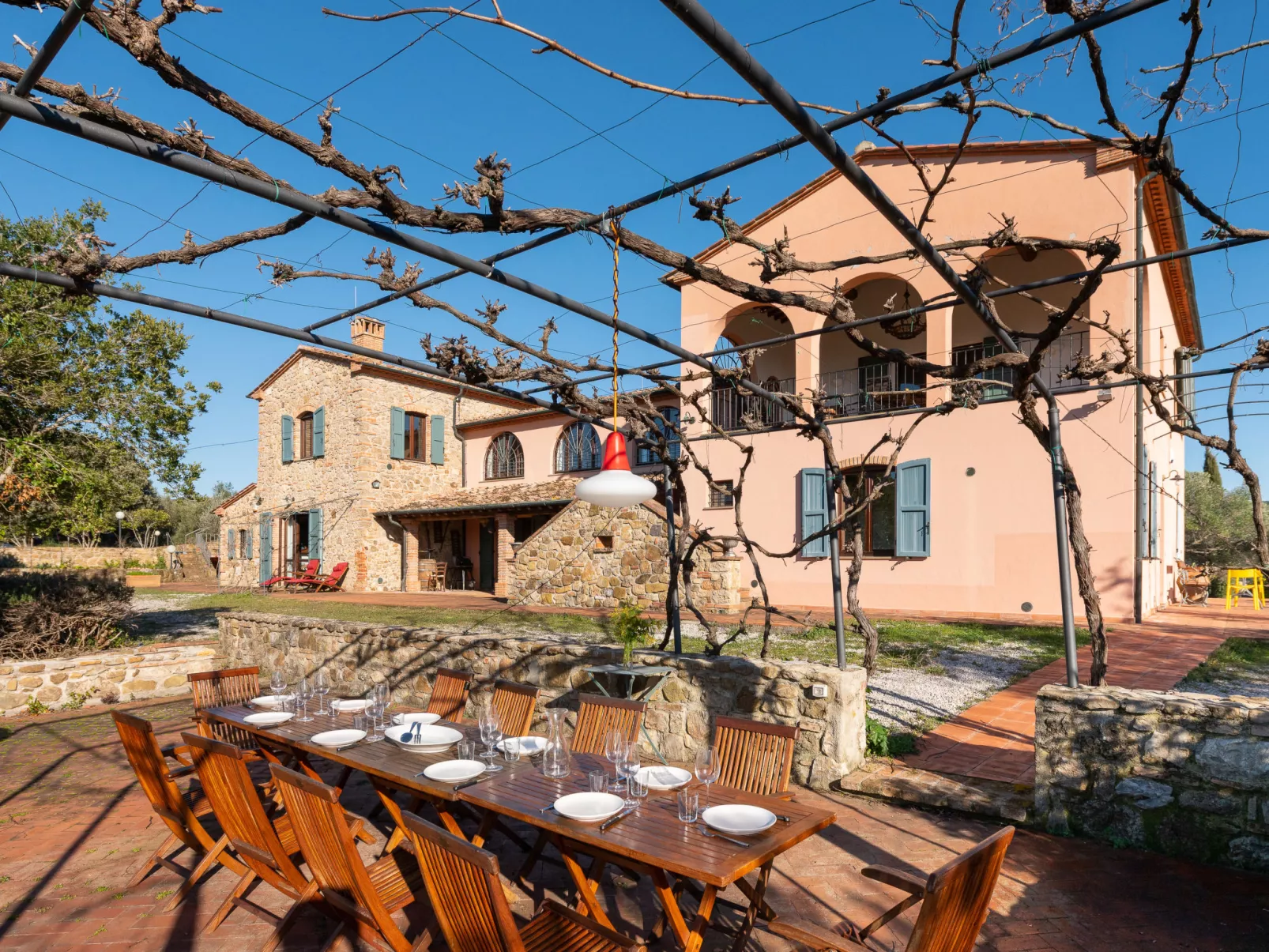 Villa Marsiliana-Outside