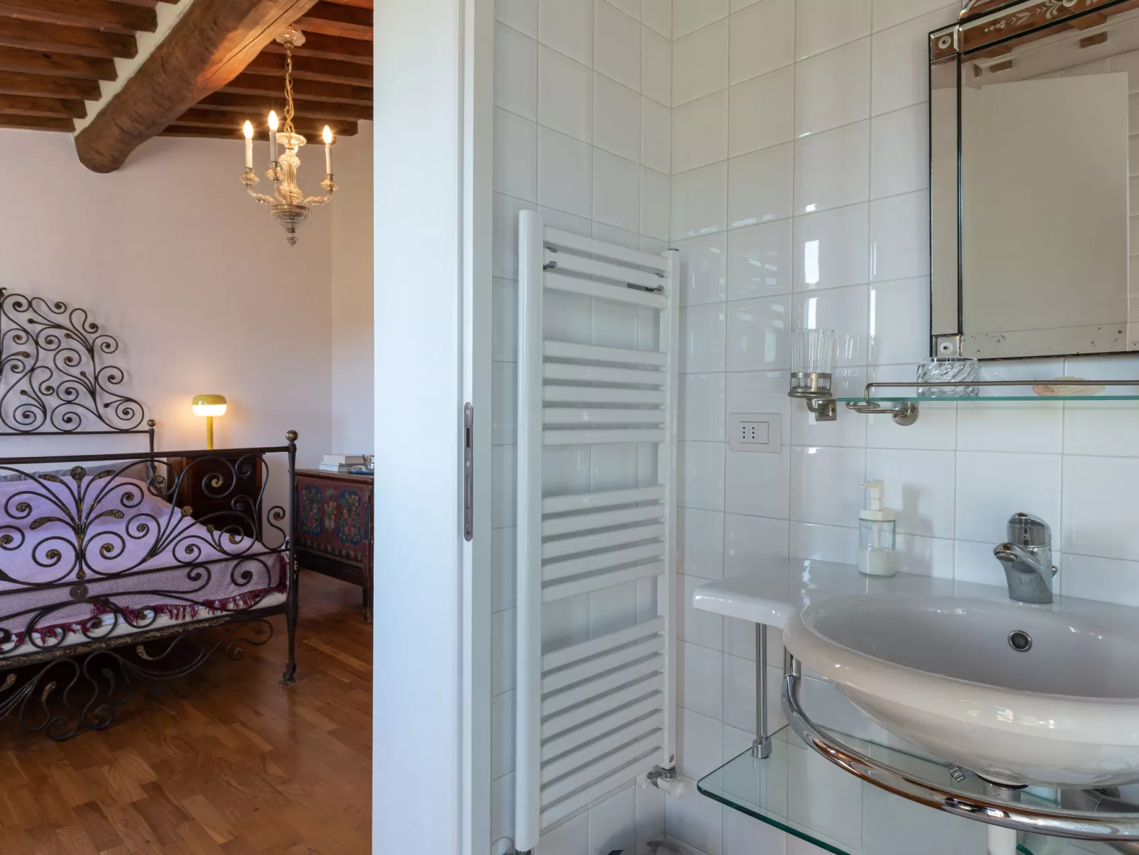 Villa Marsiliana-Inside
