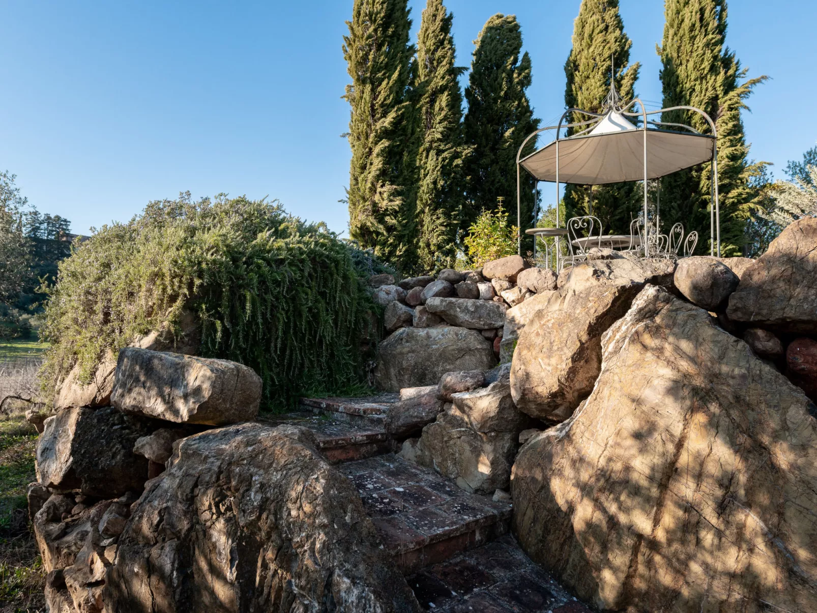 Villa Marsiliana-Outside