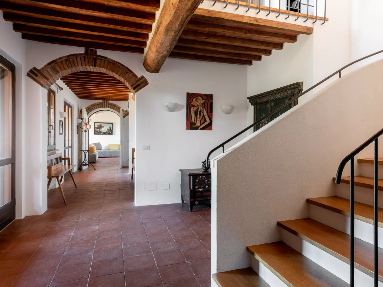 Villa Marsiliana-Inside