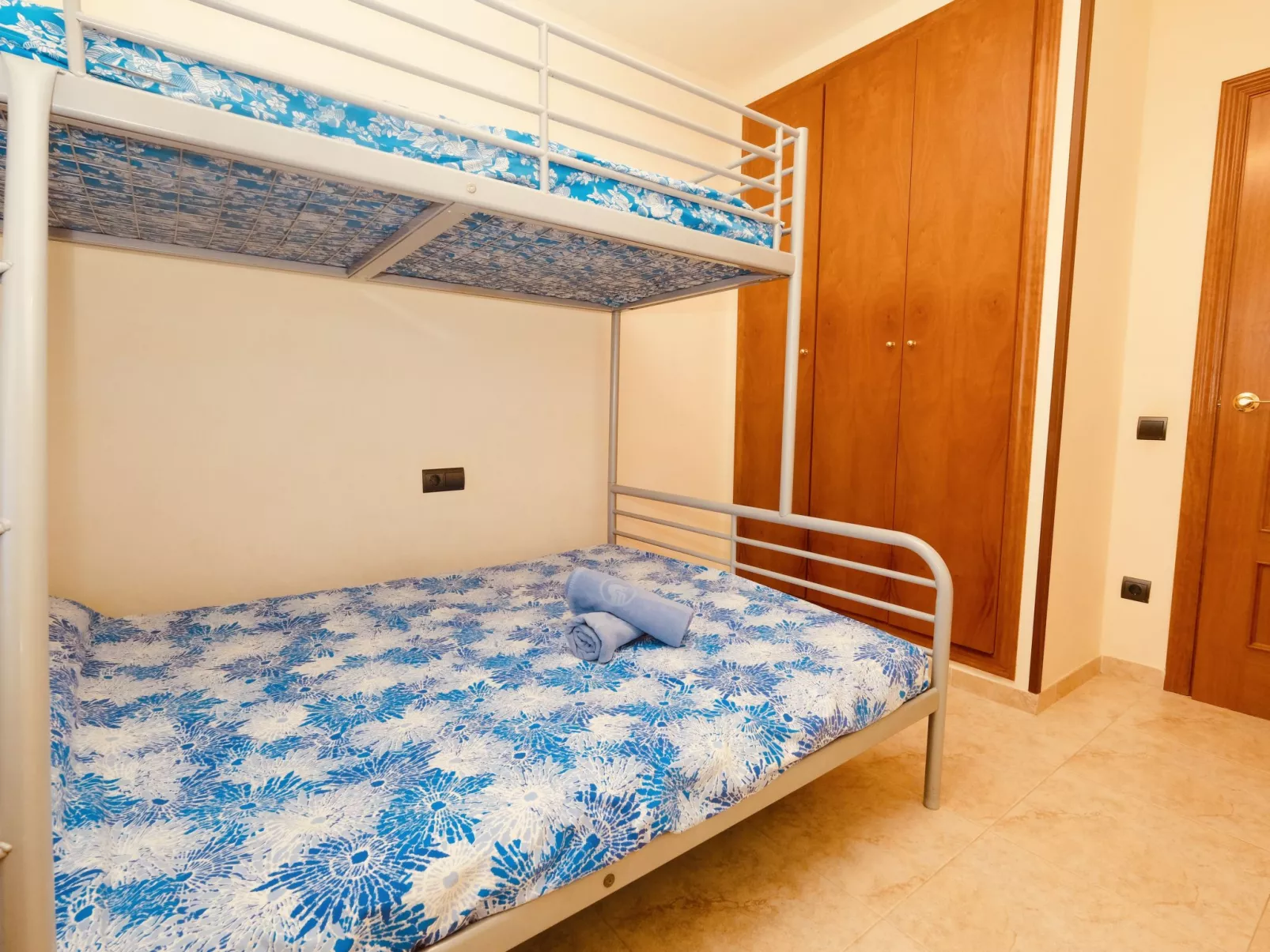 Residencial Golden Beach-Drinnen