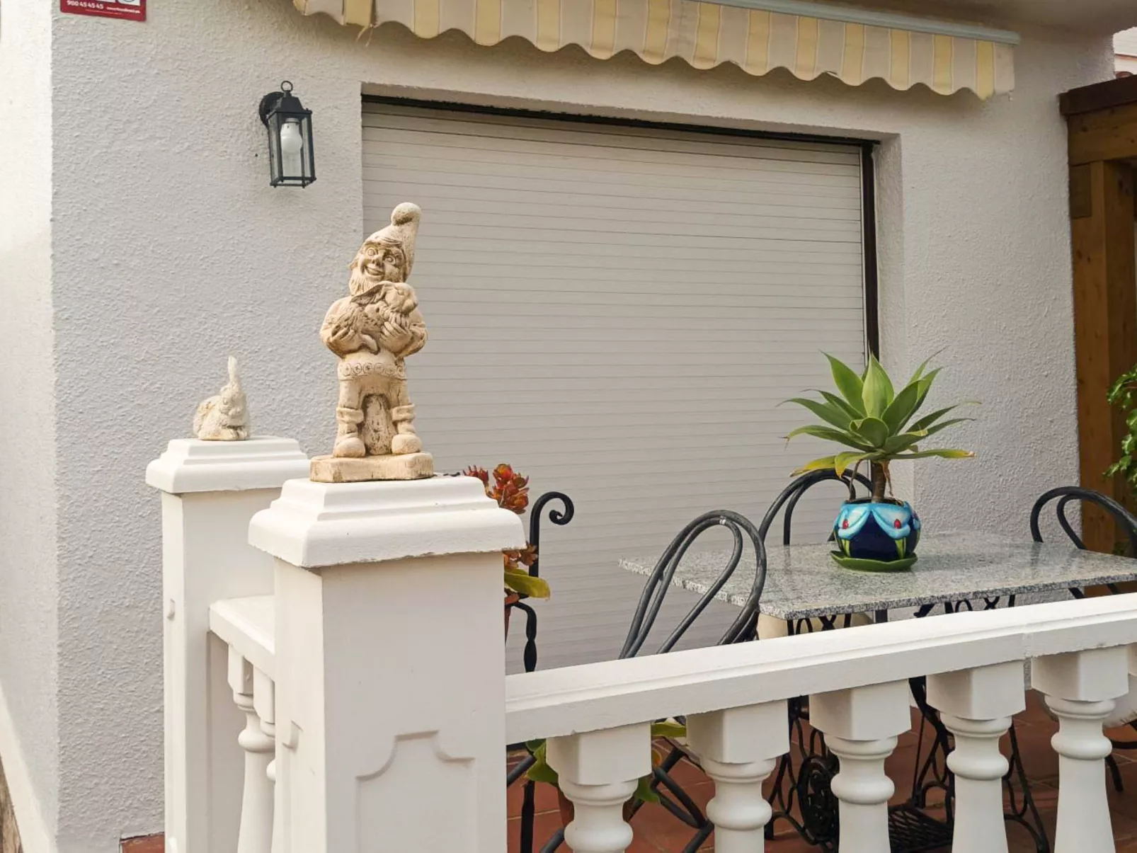 Villa Angeles-Outside