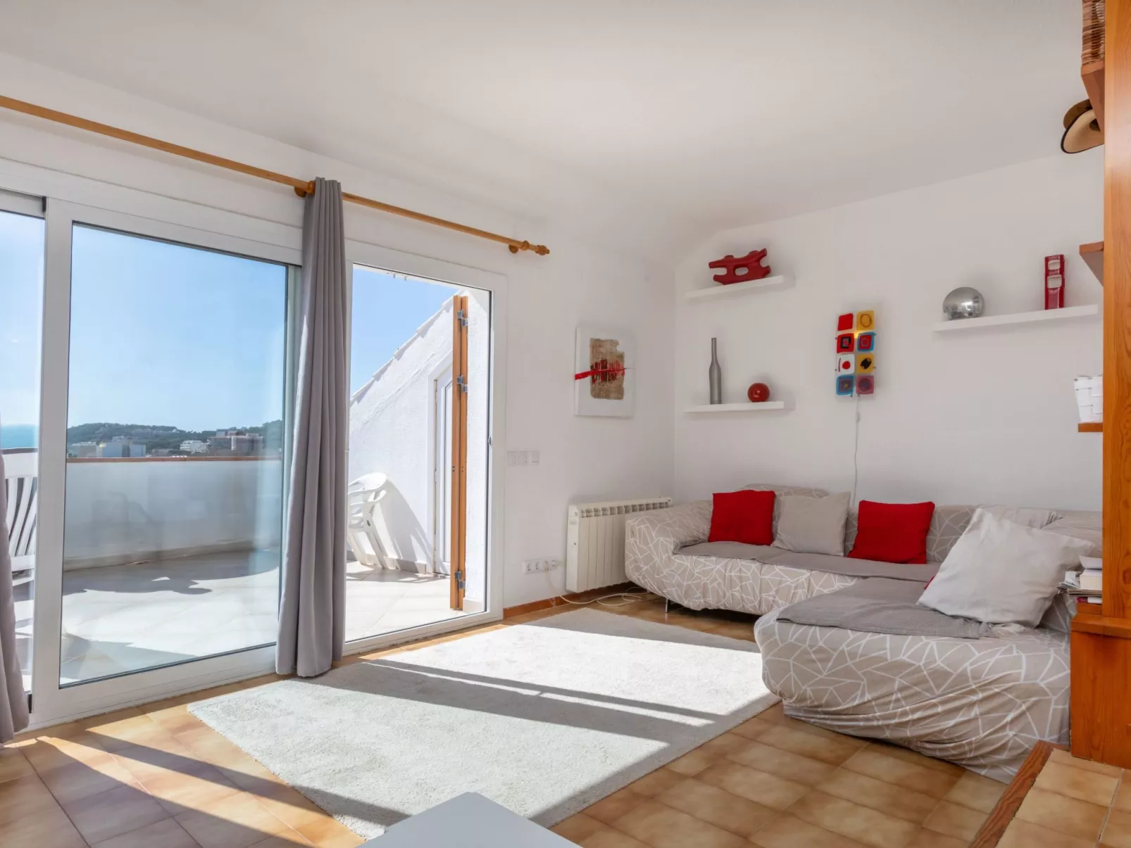 Voramar-Inside