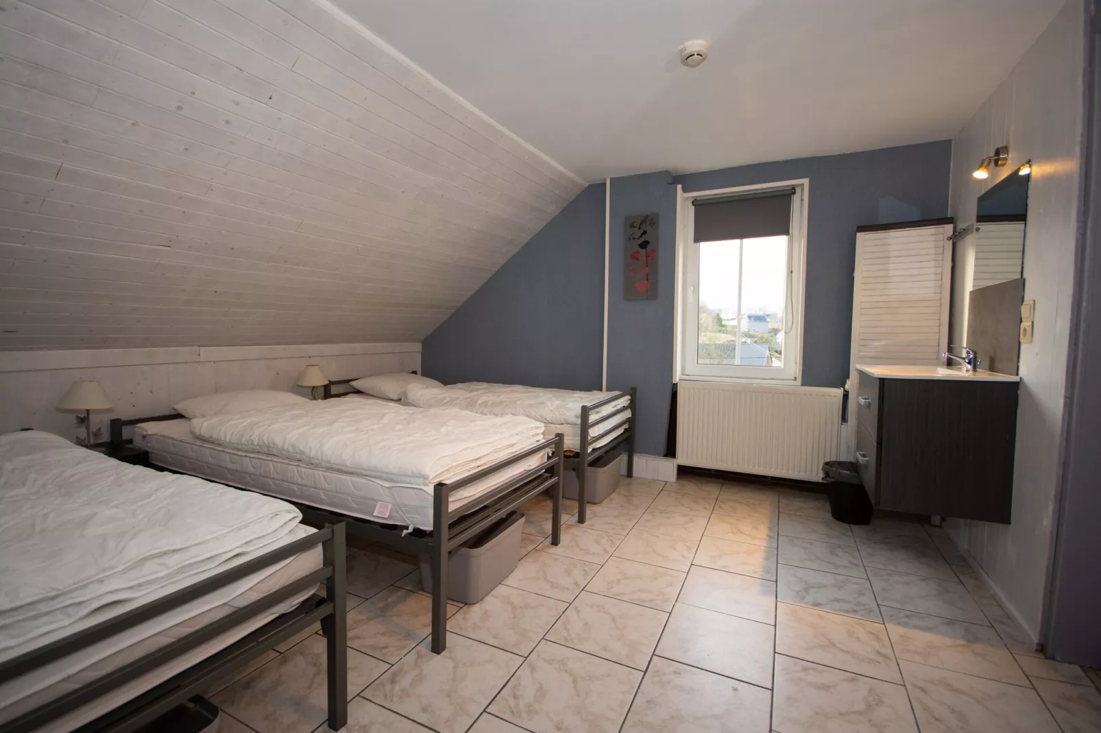 Entre amis 8 personnes-Chambre