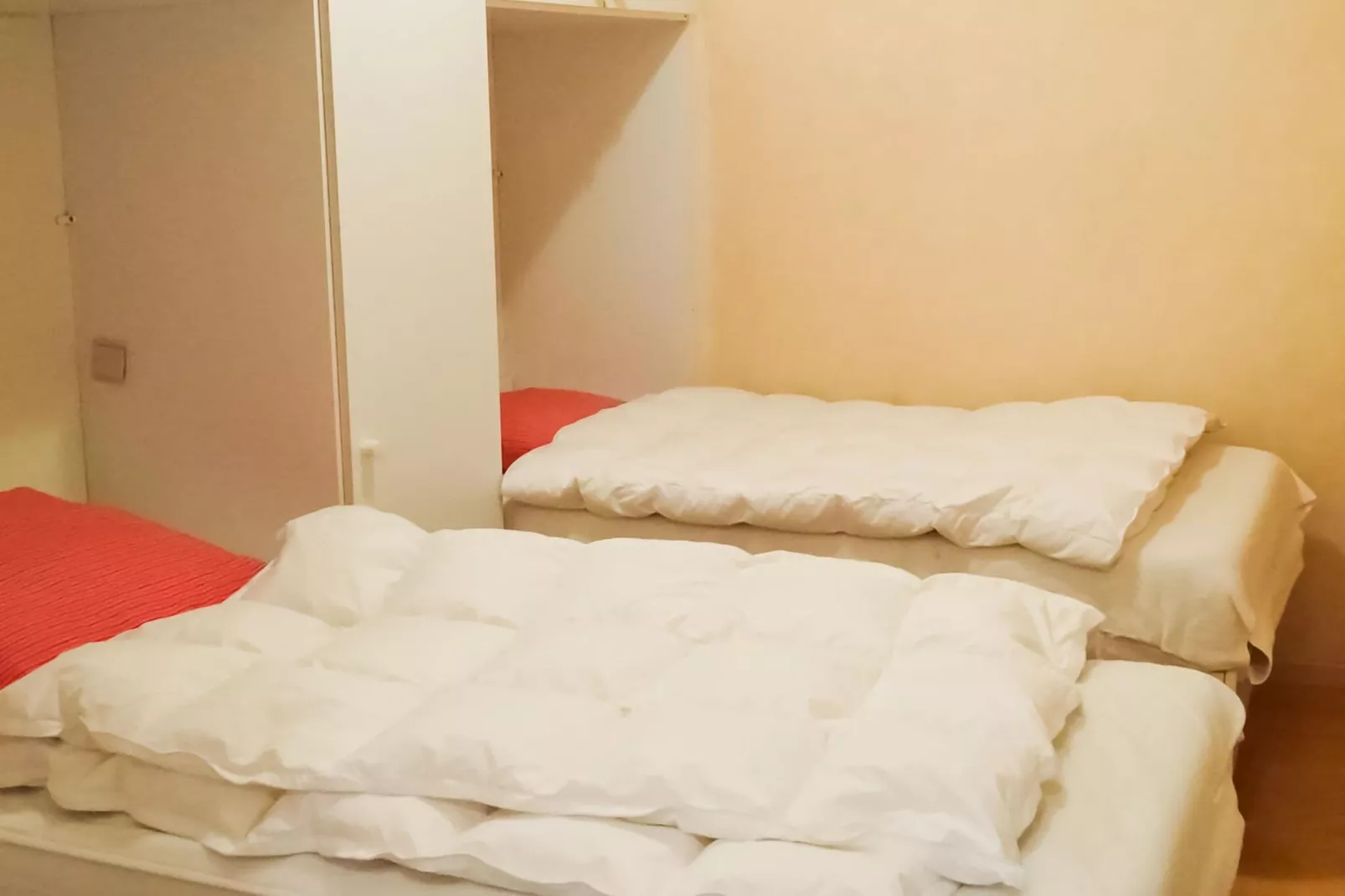SUNFLOWER 203-Bedroom