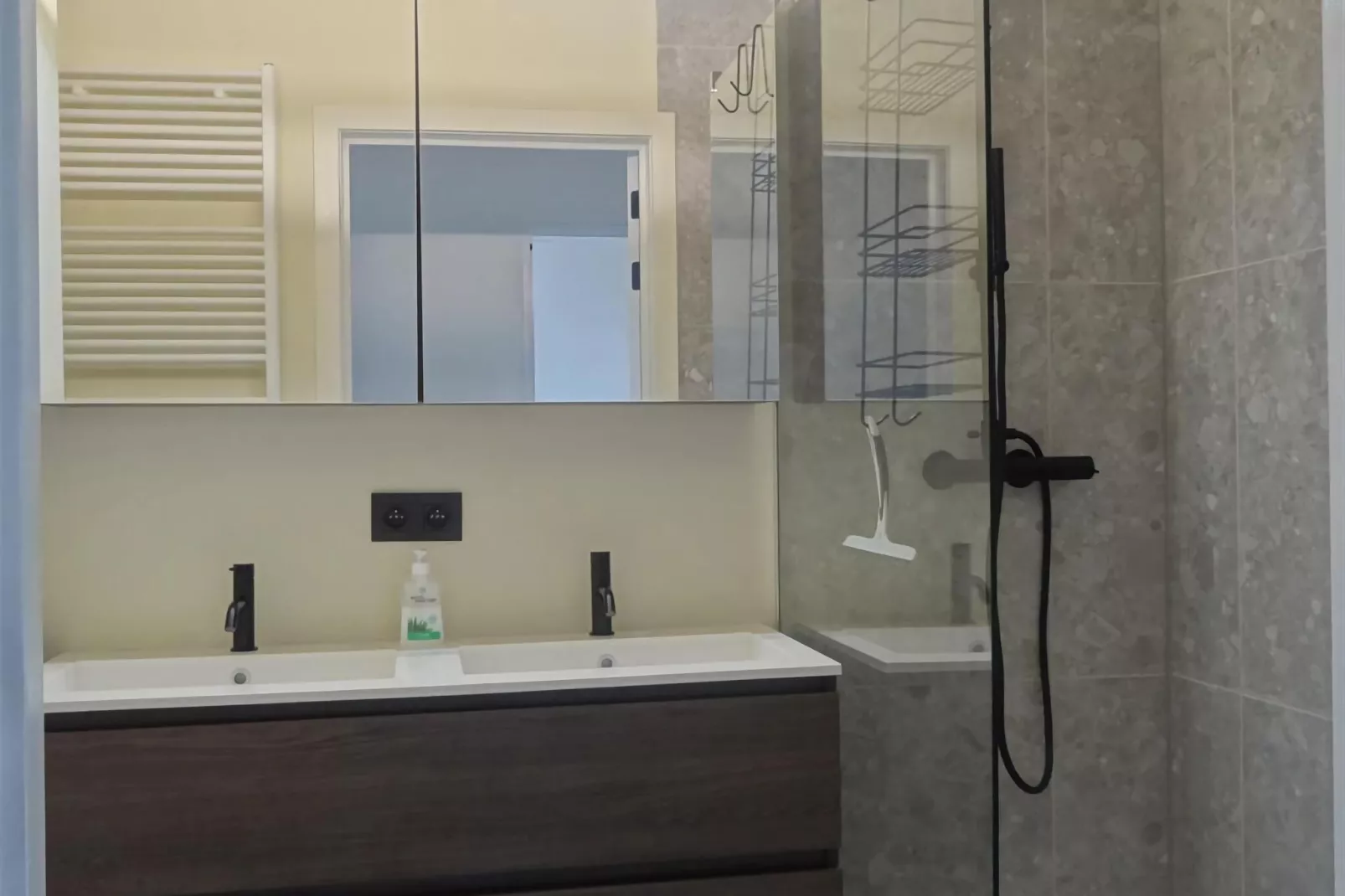 ARIZONA 303-Bathroom