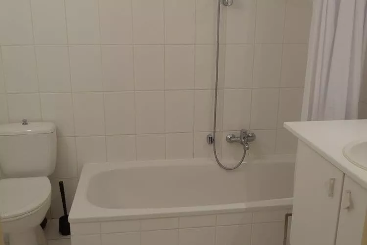 SEASIGHT A 1 / 0001-Bathroom