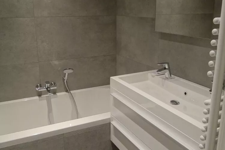 ZEEMEERMIN-Bathroom