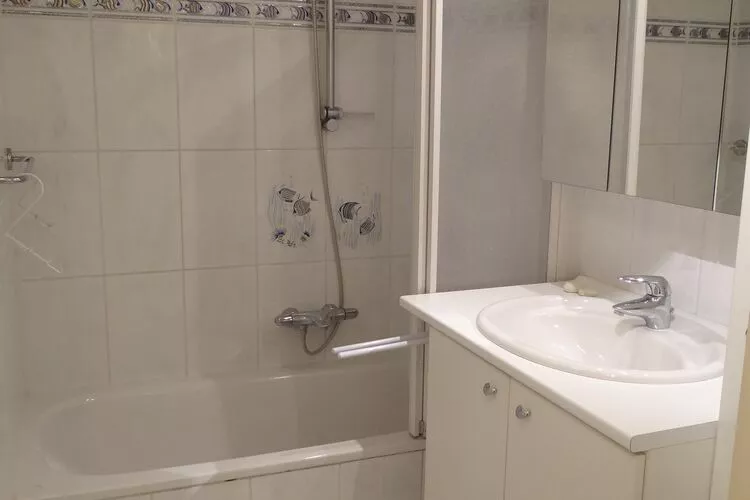 CASINO C 0302-Bathroom