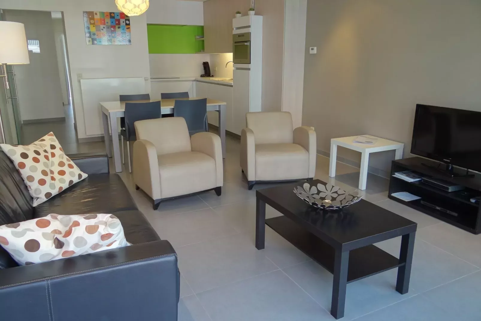LECTUS 233/0201-Living room