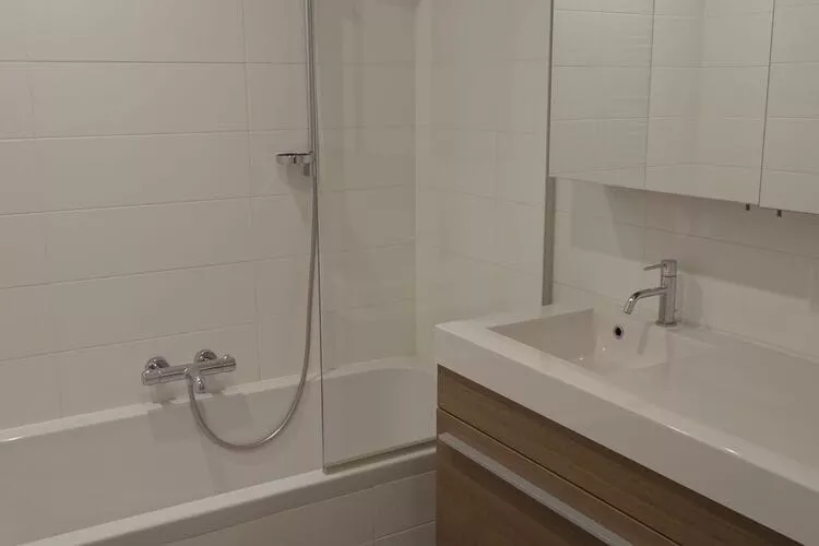 LECTUS 233/0201-Bathroom