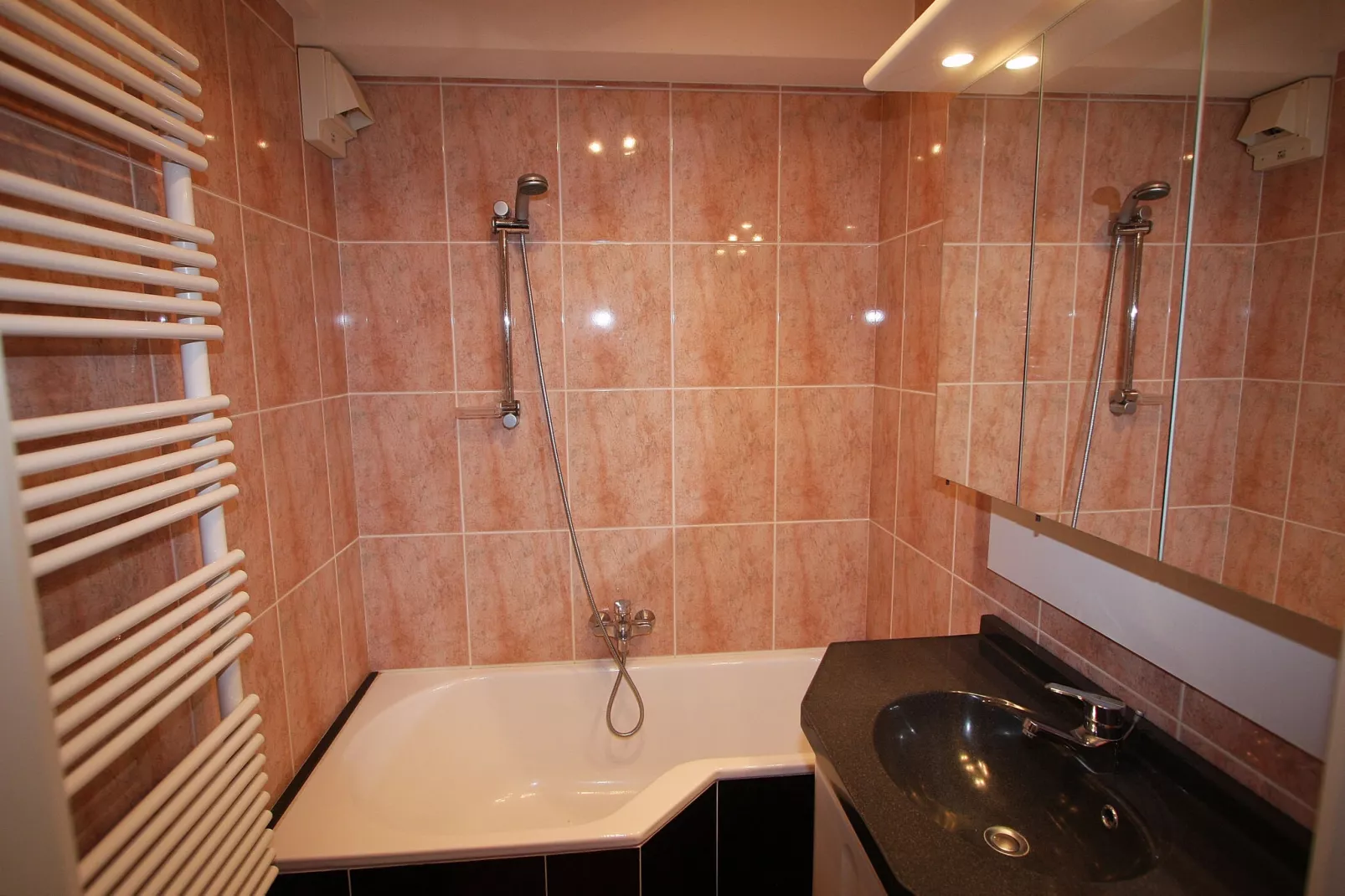 ALVA 0201-Bathroom