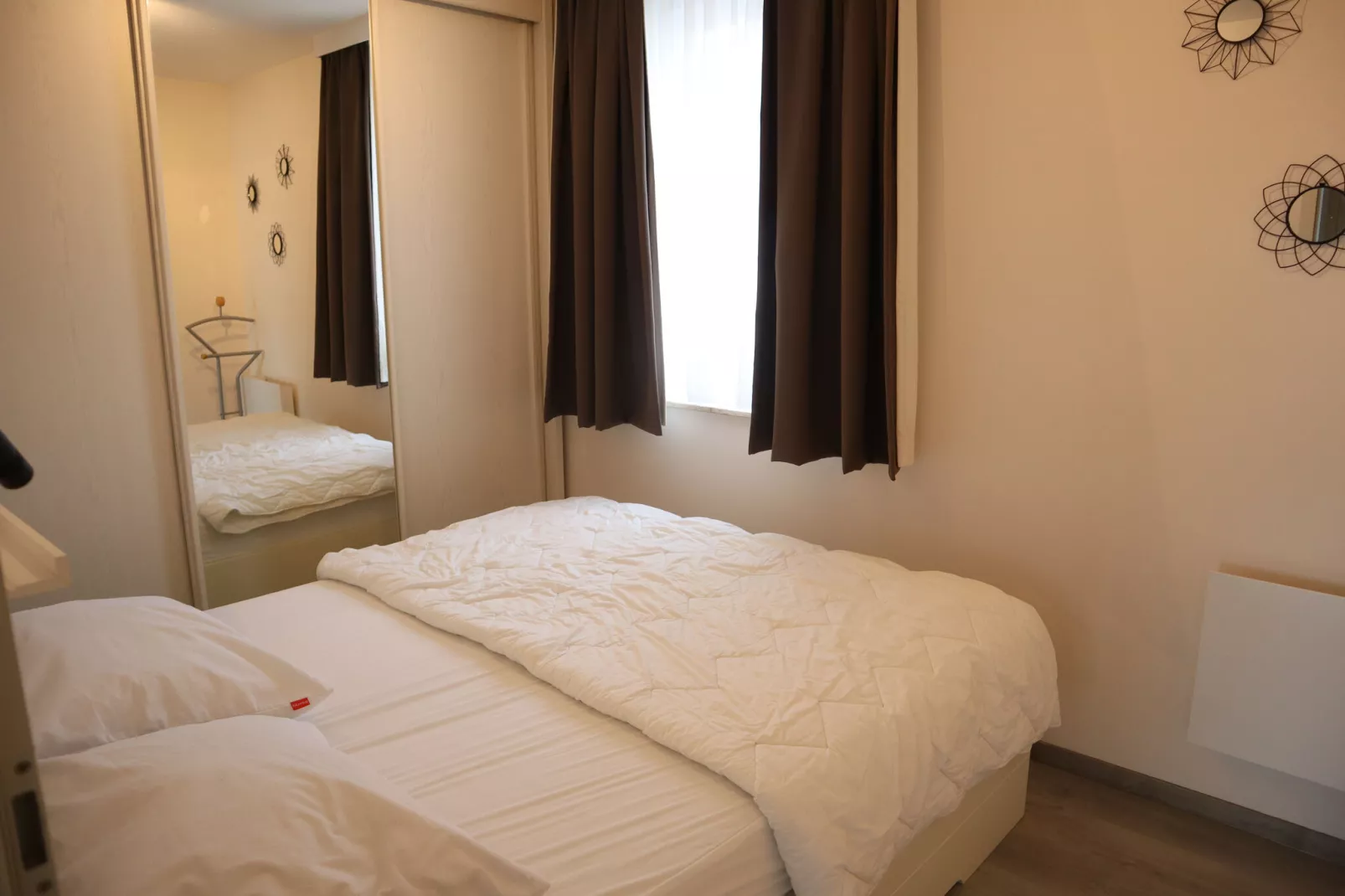 PANORAMA B / 0202-Bedroom