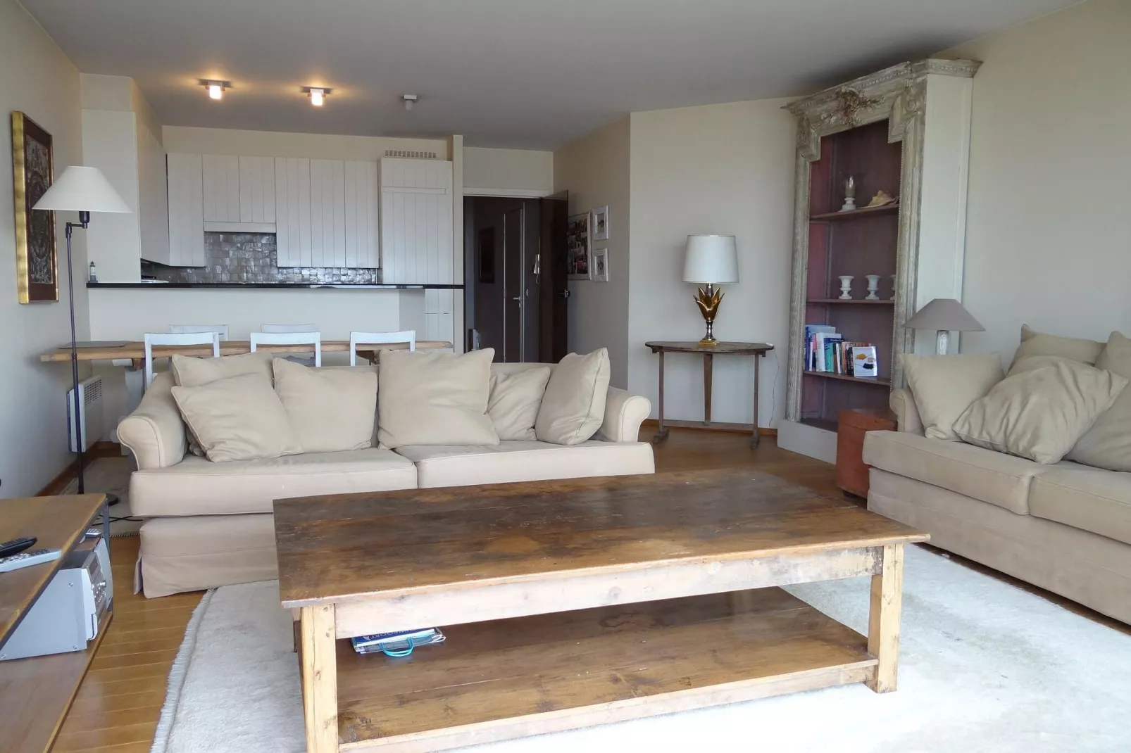 CASINO AB / A0104-Living room